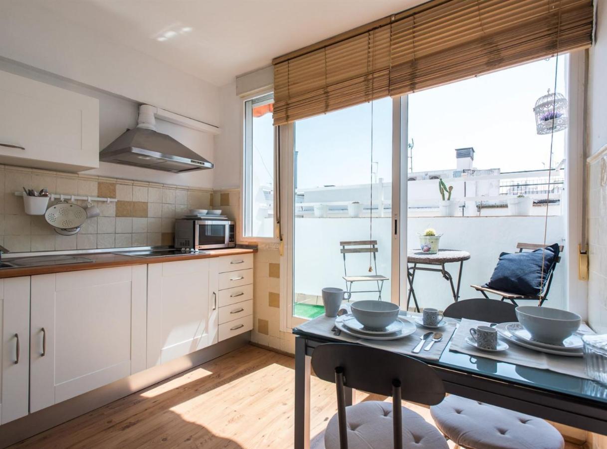 Alhondiga Suite Apartment With Terrace — Photos 3